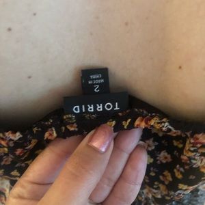 BANDANA COLD SHOULDER CHIFFON DRESS